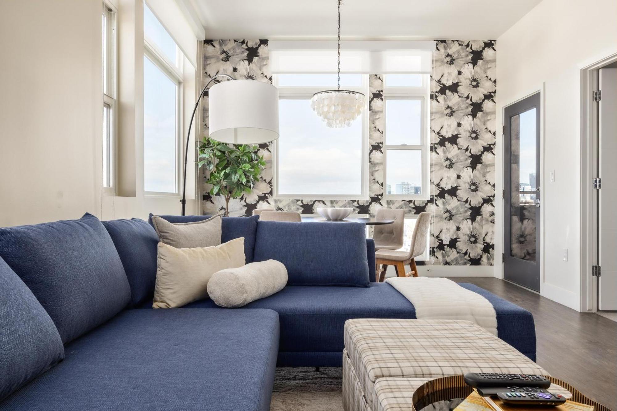 Top Floor | Amazing Windows | Zuni Lofts DEN Exterior photo